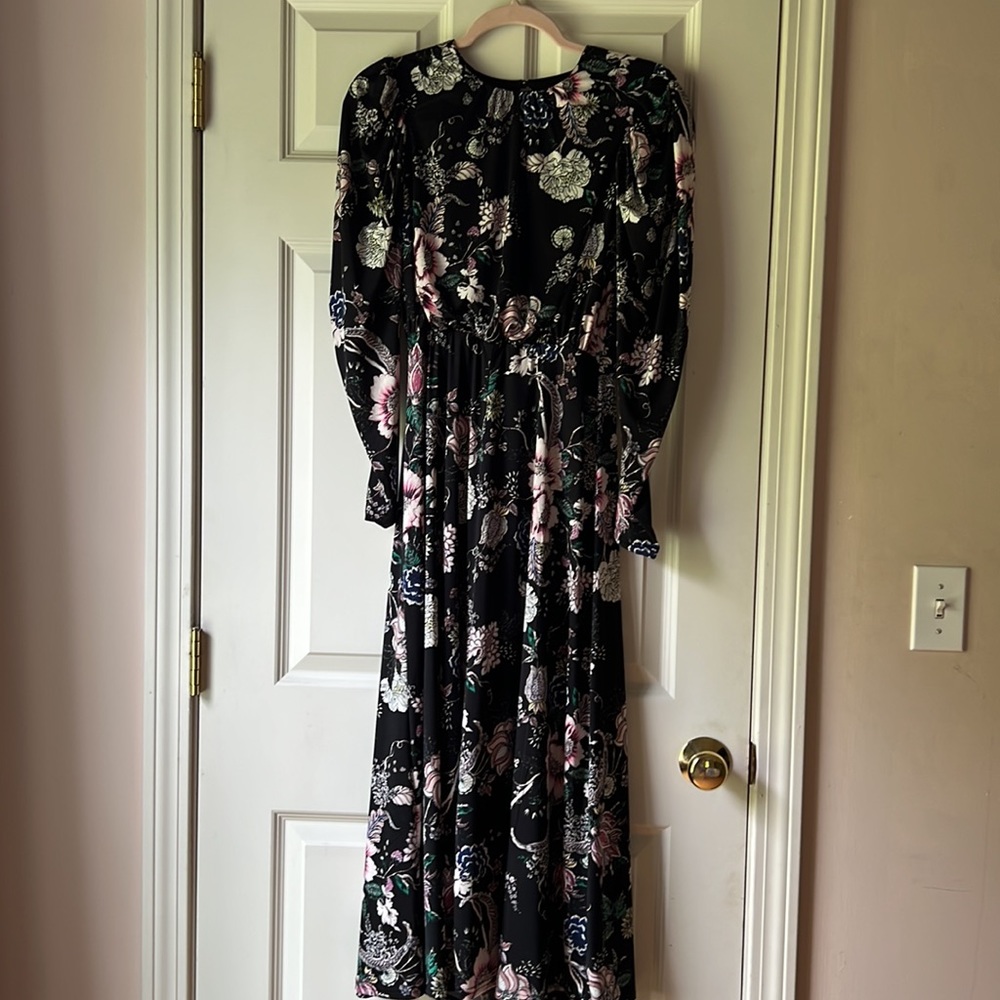Dress - Picture 3 of 5
